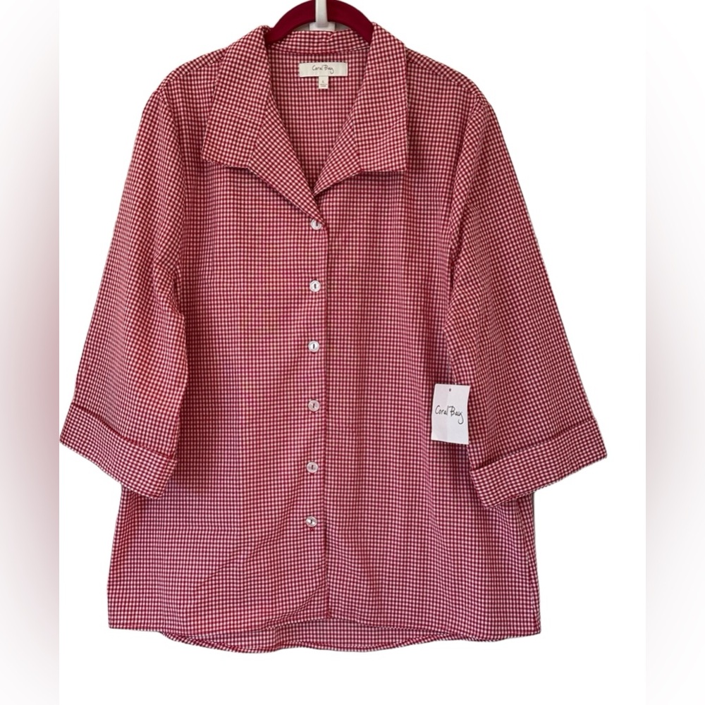 NEW WITH TAGS Red and White Gingham Women’s Button Down shirt